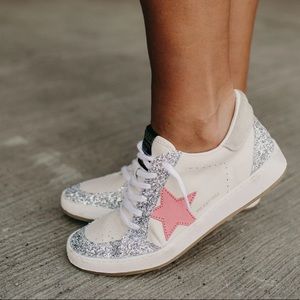 Vintage havana Lolita sneakers